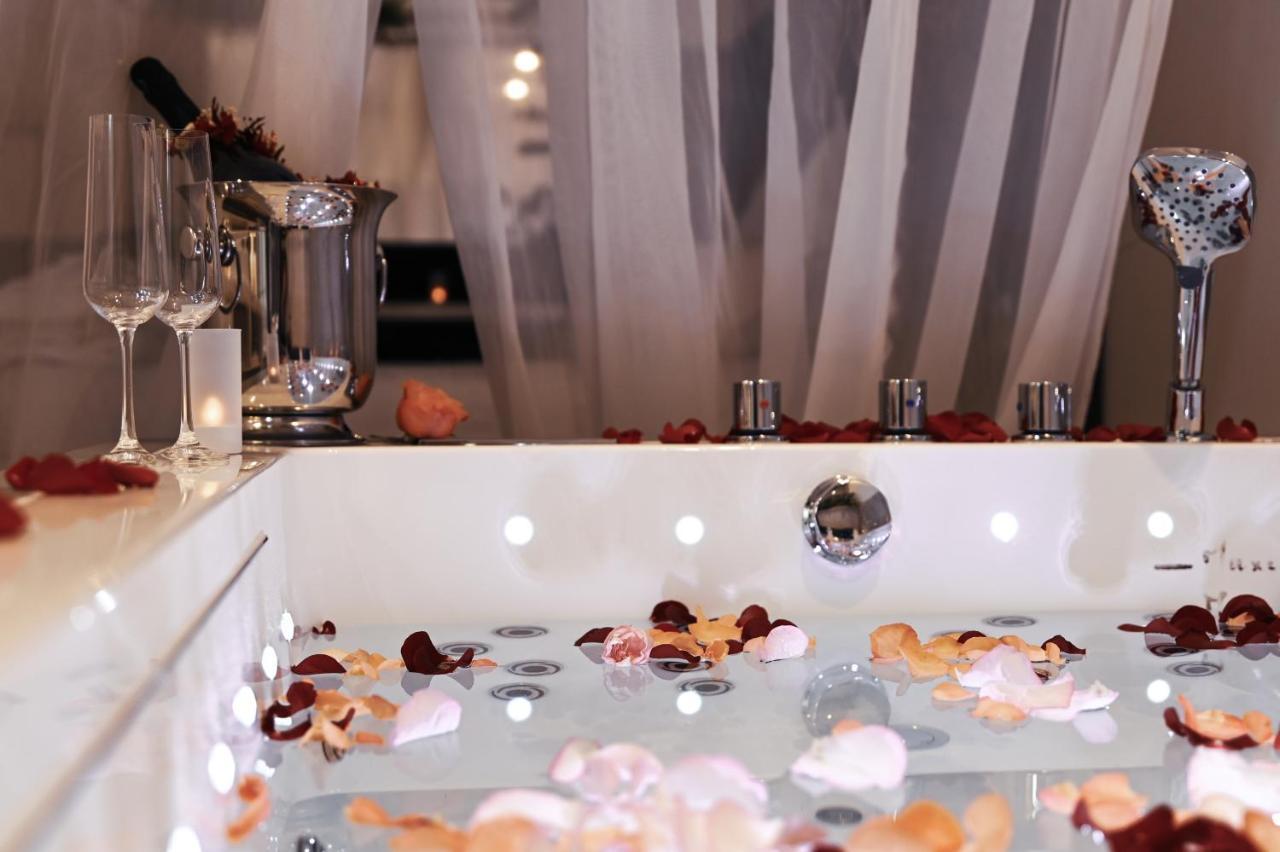 Vanadis, Suites D'Exceptions & Spa - Le Balneo Pacy-sur-Eure Exterior photo